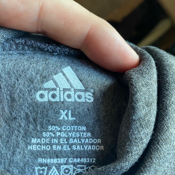 Adidas hoodie NWT - Picture 3 of 7